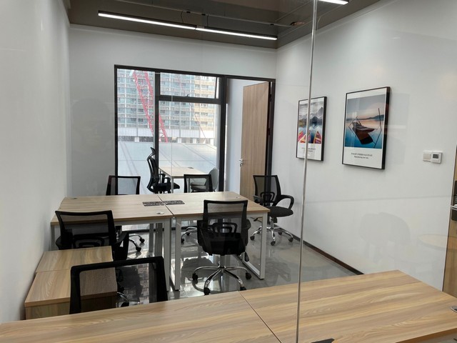 菏泽玻璃游泳池设备价格